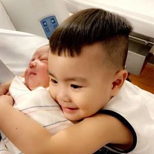 Meet your Posher, Hương